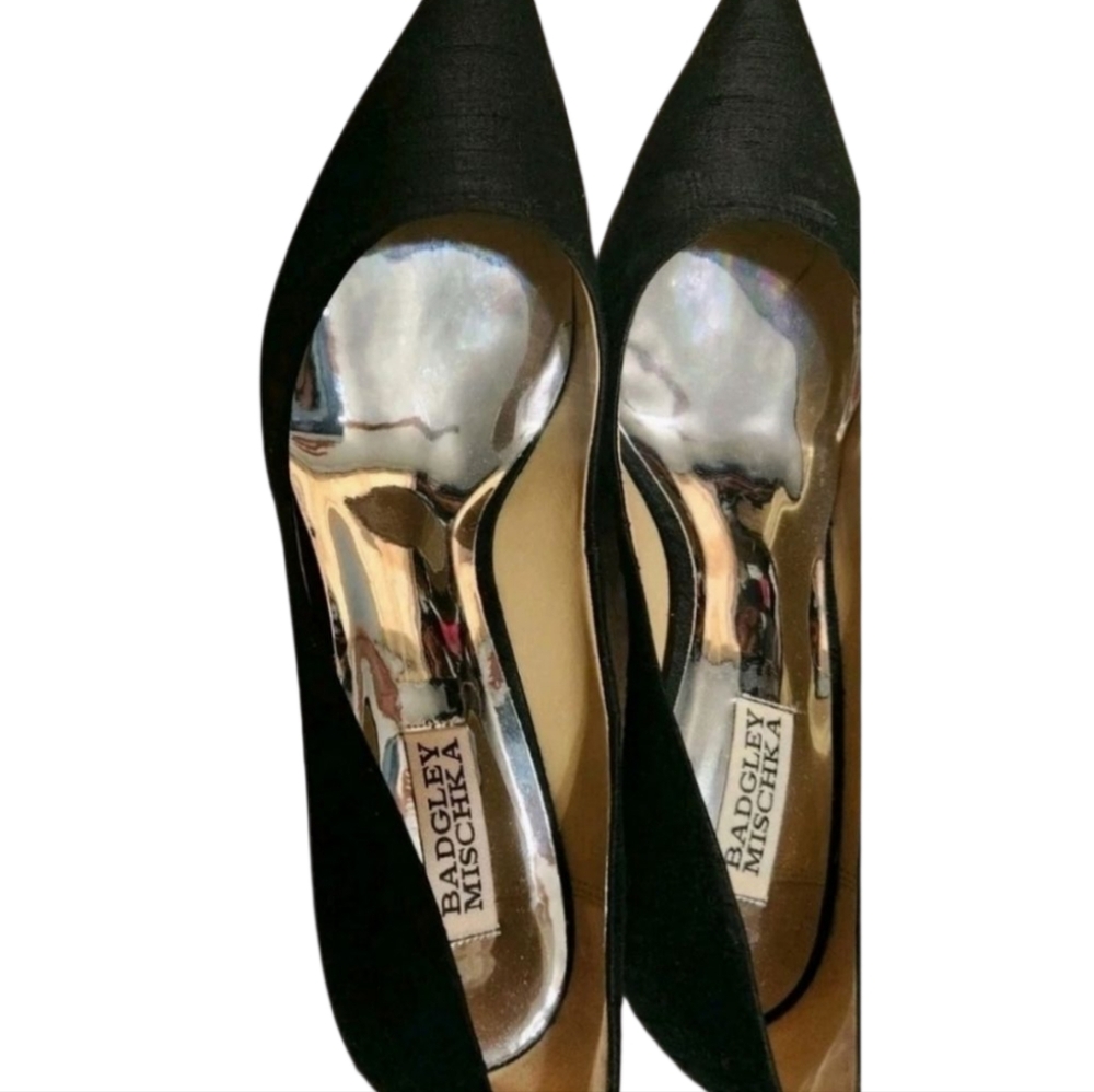 Badgley Mischka heels,black 2 " Pointed Toes **Dustbag Included**     SIZE 8.5